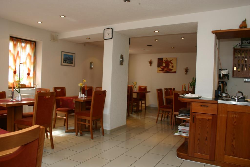 Gasthaus Traube Dettingen an der Erms Exteriör bild